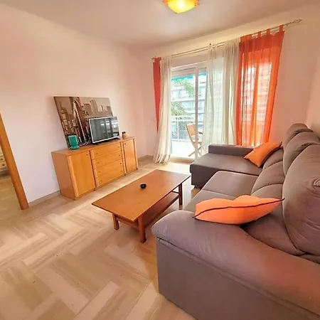 Estupendo En Residencial Apartment